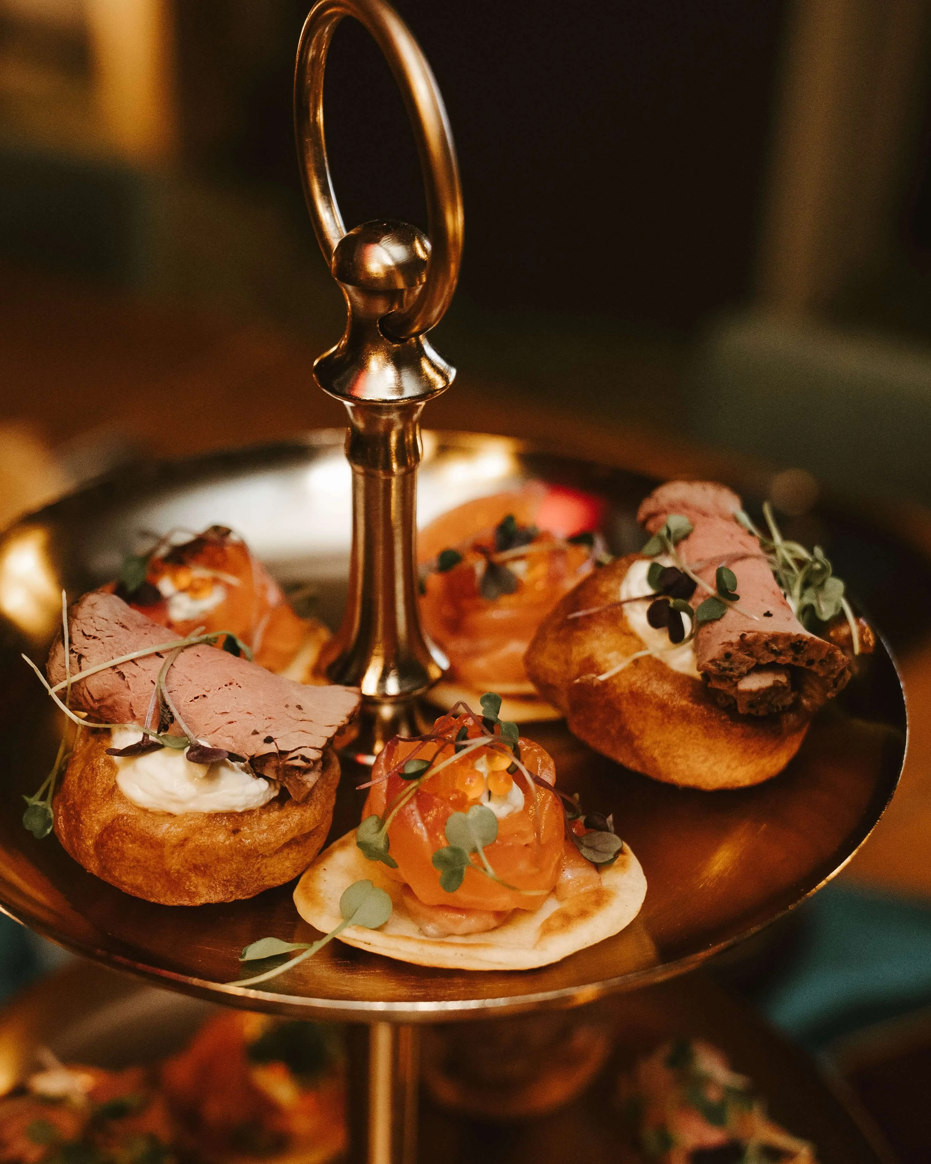 COFFEE BREAK & SNACKS